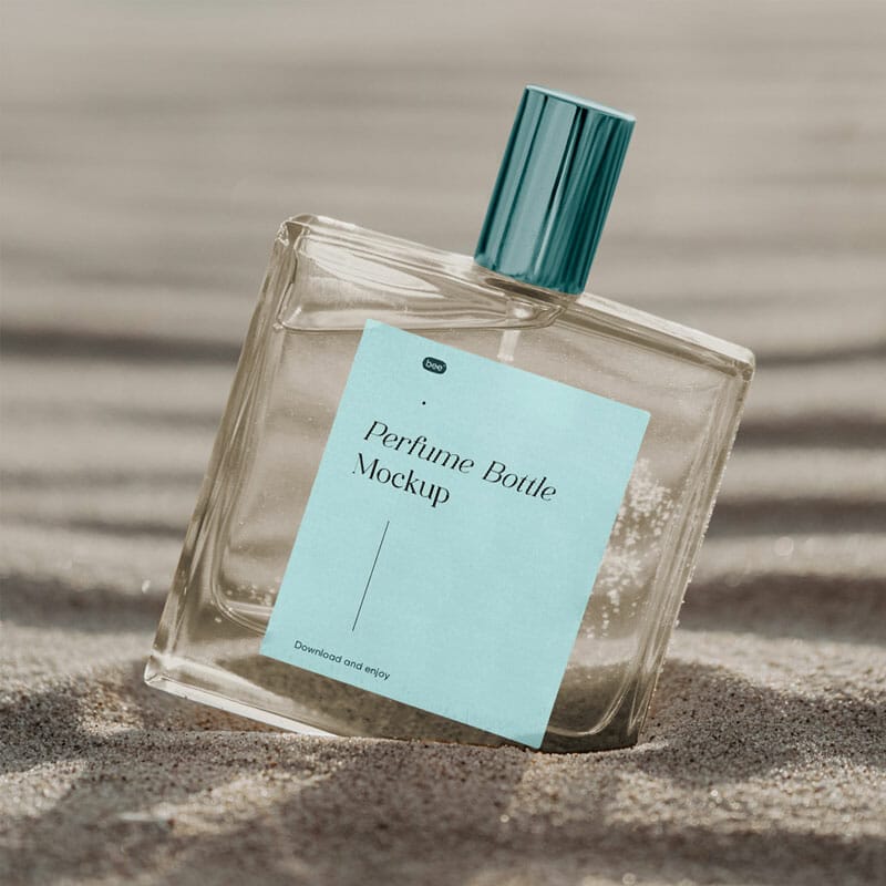 Free Transparent Bottle On Sunny Beach Mockup PSD