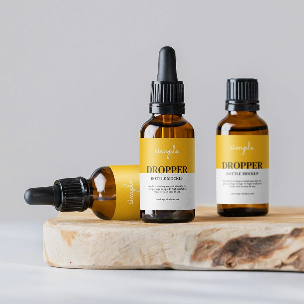 Free Aromatherpay Bottles Mockup PSD