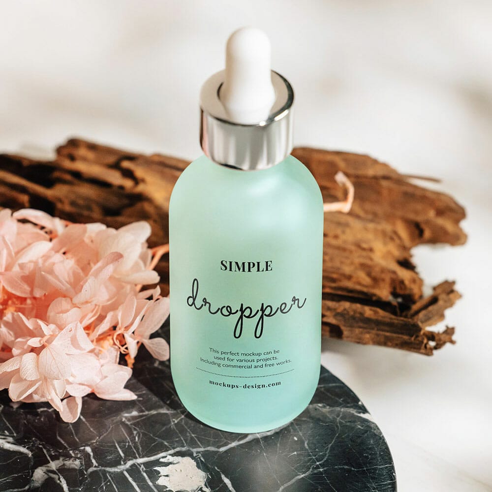 Free Frosted Dropper Bottle Mockup PSD