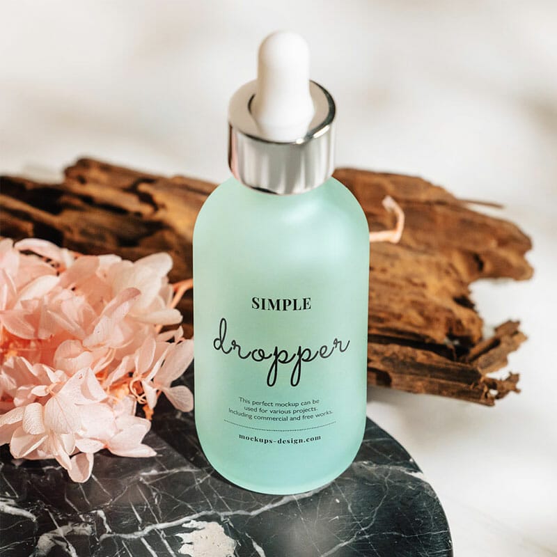 Free Frosted Dropper Bottle Mockup PSD