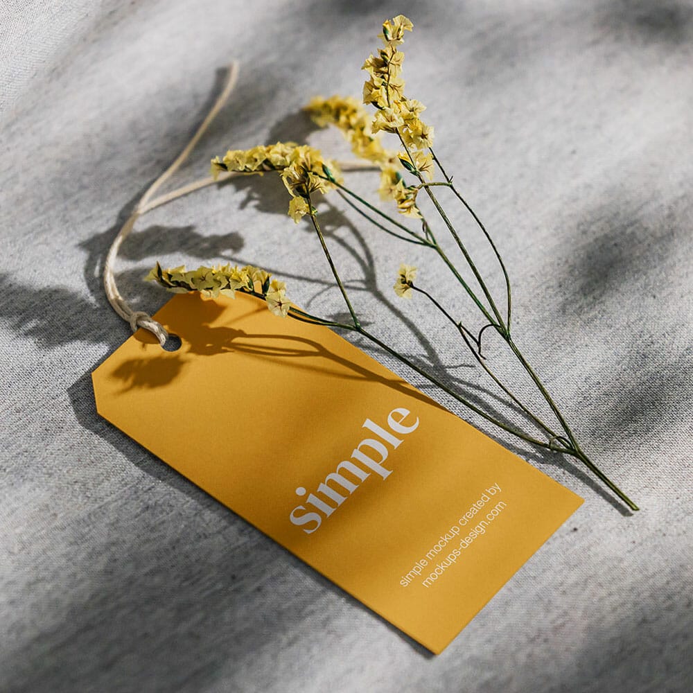 Free Label Tag With Flower Mockup PSD