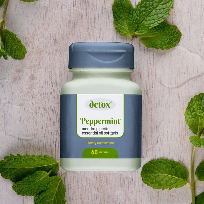 Free Plastic Medicine Bottle Mockup PSD