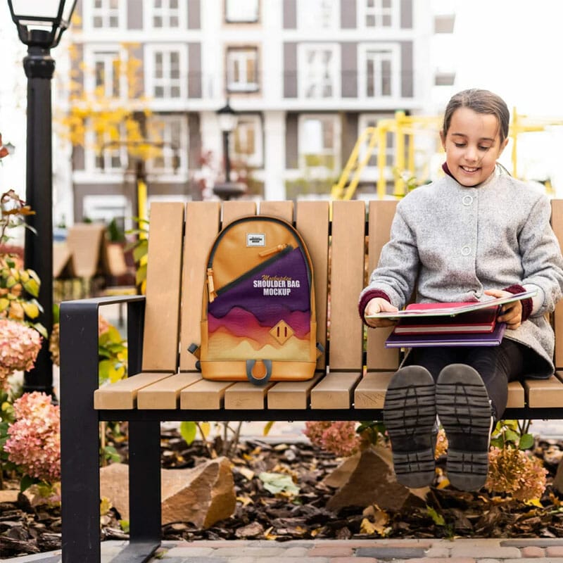 Free Shoulder Bag Mockup PSD Template