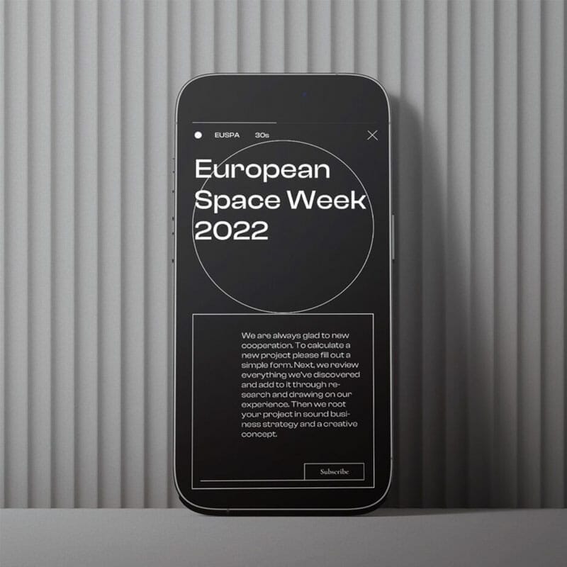 Free iPhone 14 Pro Mockup Against The Wall Front View PSD