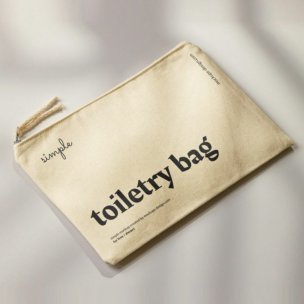 Free Toiletry Bag Mockup PSD