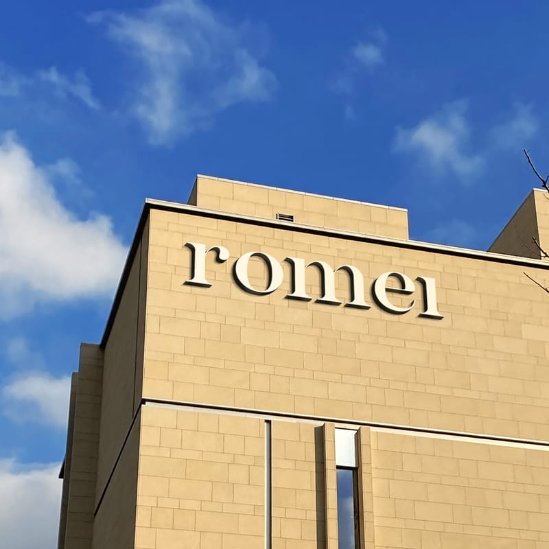 Building Sign Mockup PSD