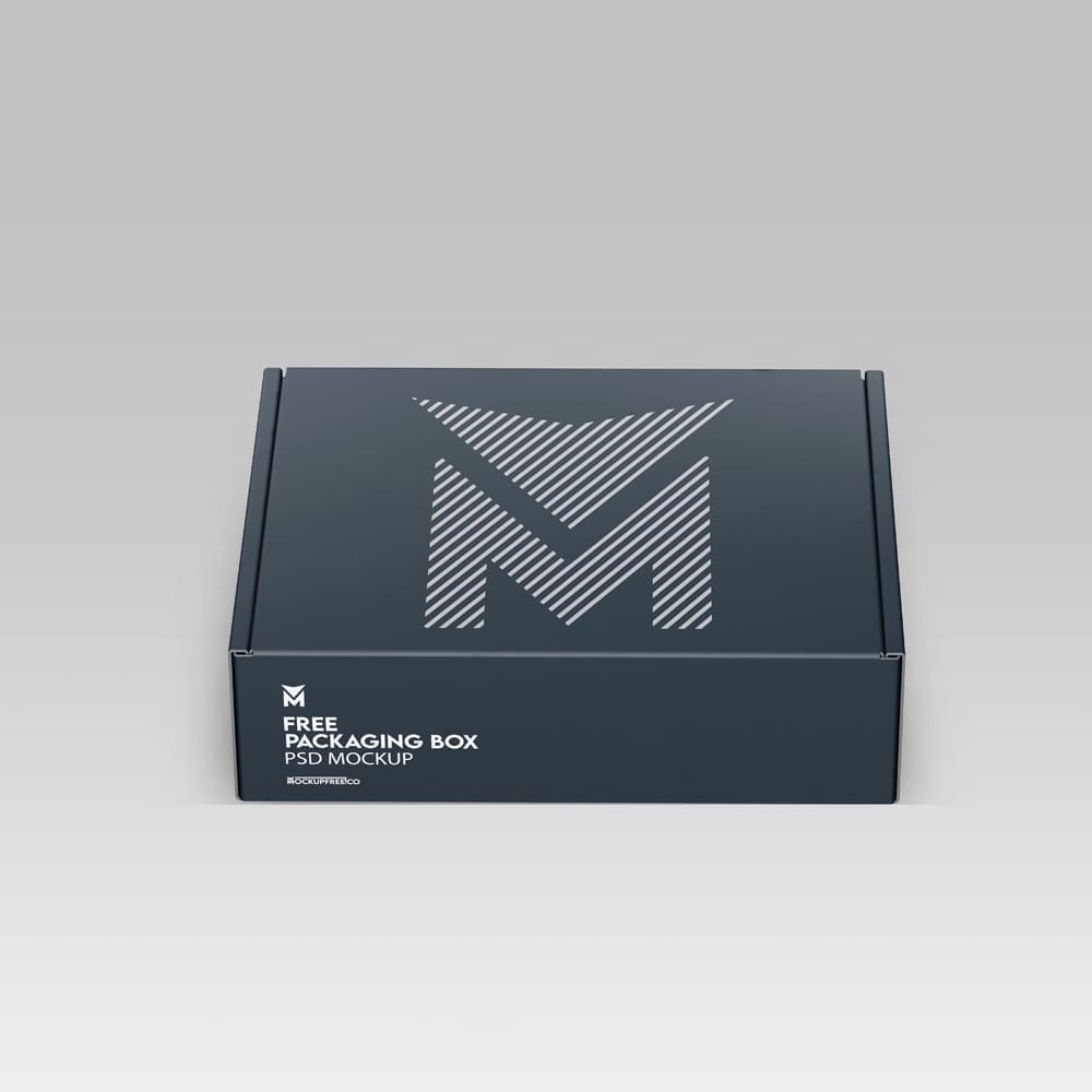 Free Realistic Packaging Box Mockup PSD
