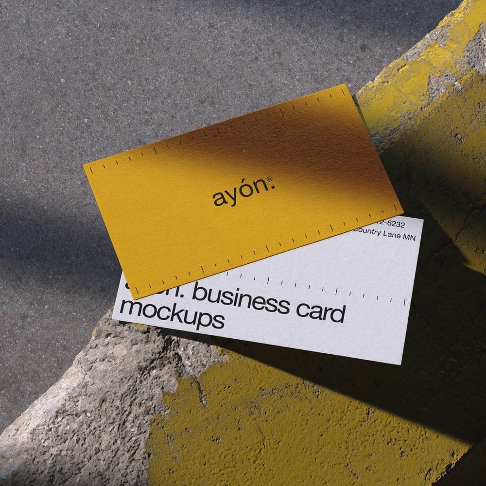Free Stylish Business Card Mockup PSD