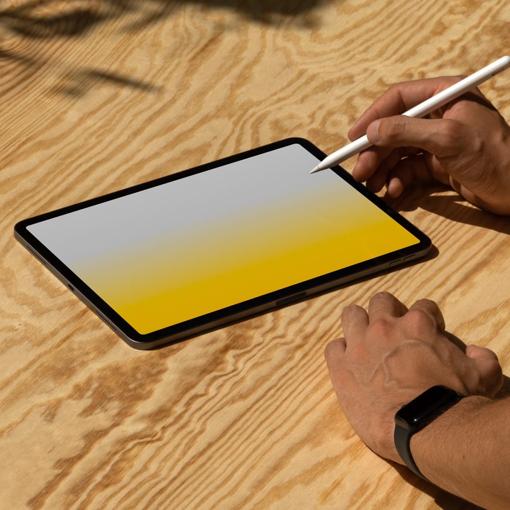 Free iPad Pro and Pencil Mockup PSD