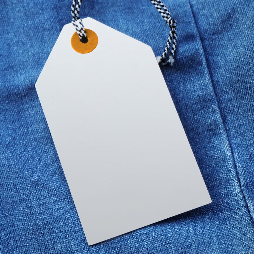 Free Garment Tag Mockup PSD