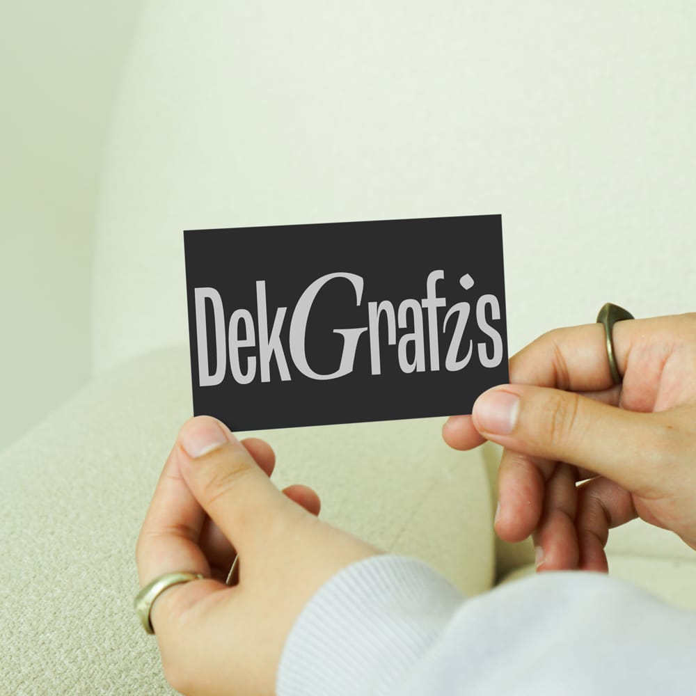 Free Realistic Business Card Mockup Template PSD