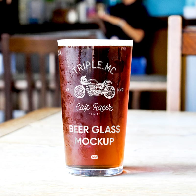 Free Pint Of Beer Mockup PSD