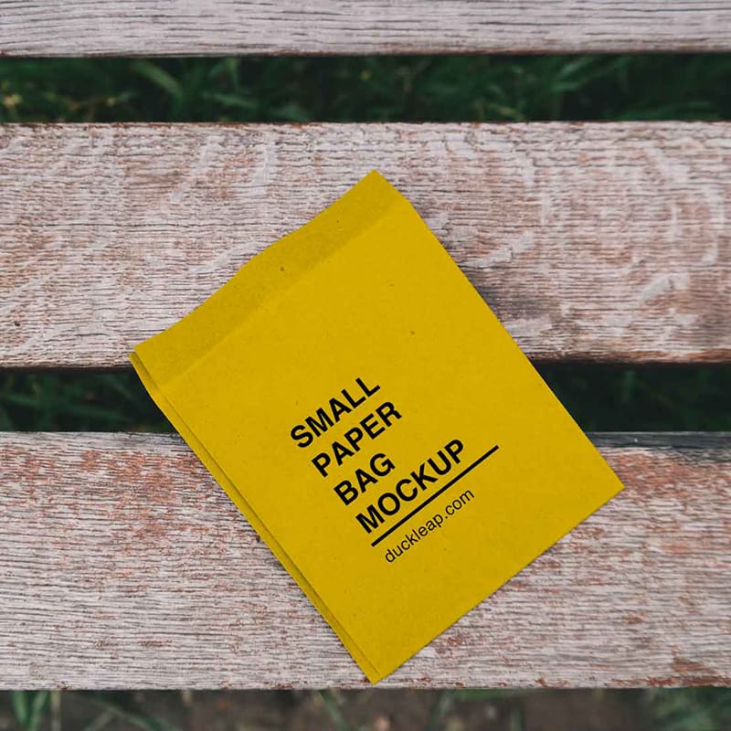 Small Paper Bag Mockup PSD