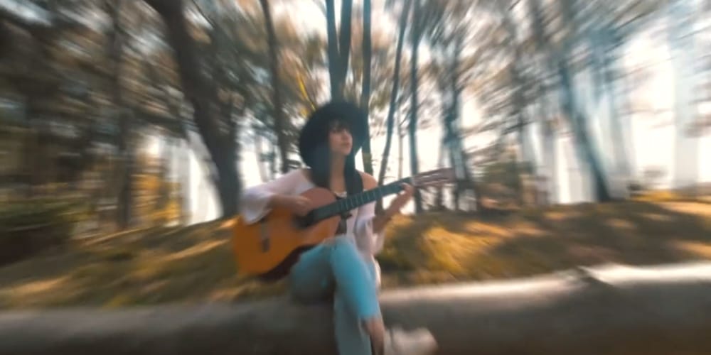 Zoom Bounce Transition