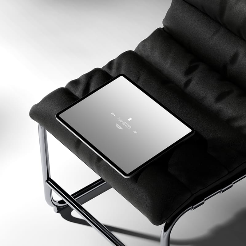 Mamento iPad Pro Mockup PSD