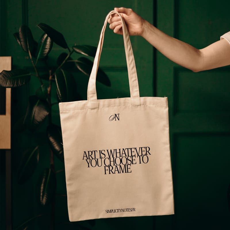 Totebag Mockup on a Green Background PSD