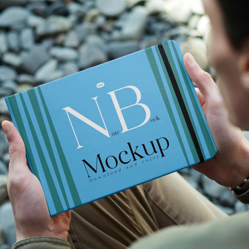 Free Horizontal Notebook Cover Mockup PSD