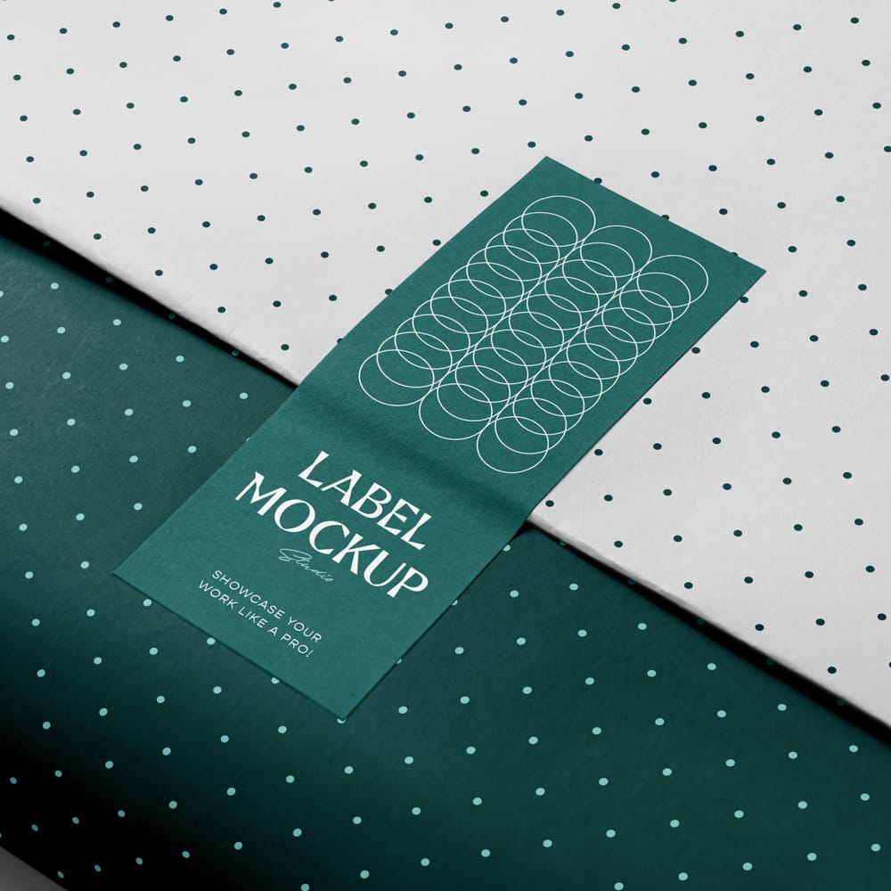 Free Wrapping Paper in Perspective Mockup PSD