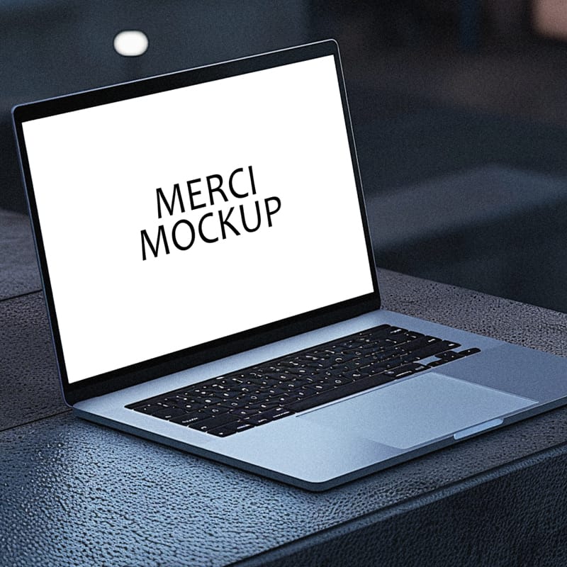 Mackbook M4 Mockup PSD