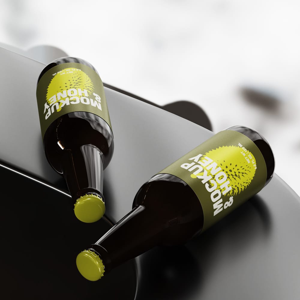 Free Realistic Beer Bottle Mockup PSD