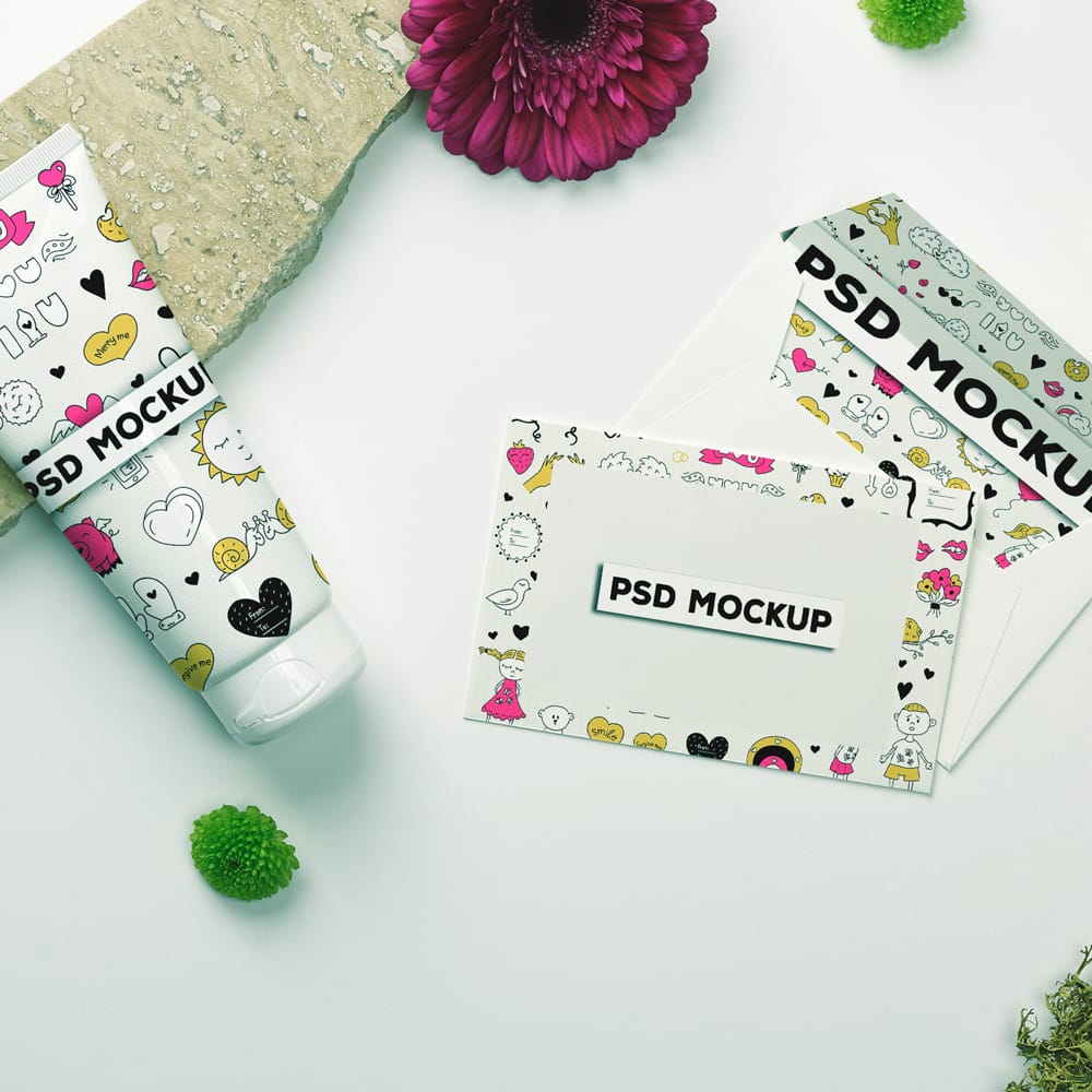 Free Handcream Postcard Mockup PSD