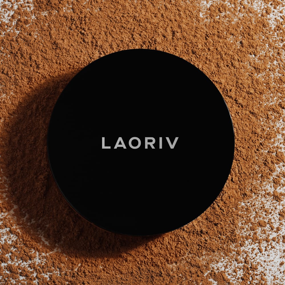 Free Powder Cosmetics Packaging Mockup PSD