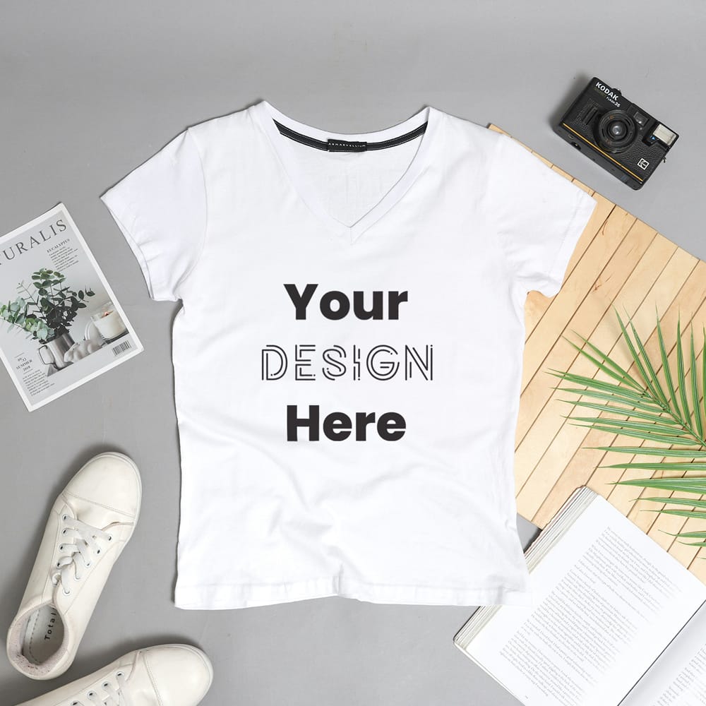 Free Blank White Half Sleeve T shirt Mockup PSD