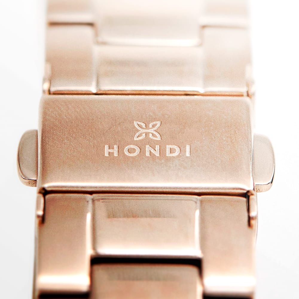 Free Watch Engraved Logo Mockup PSD