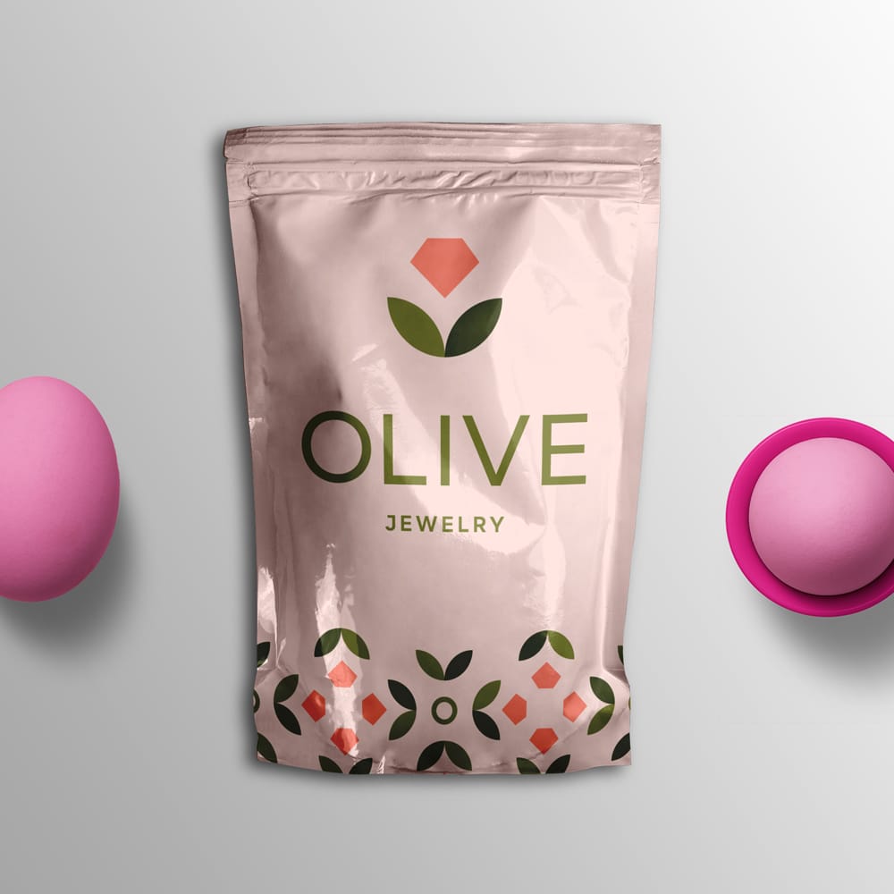Free Olive Jewelry Pouch Mockup PSD