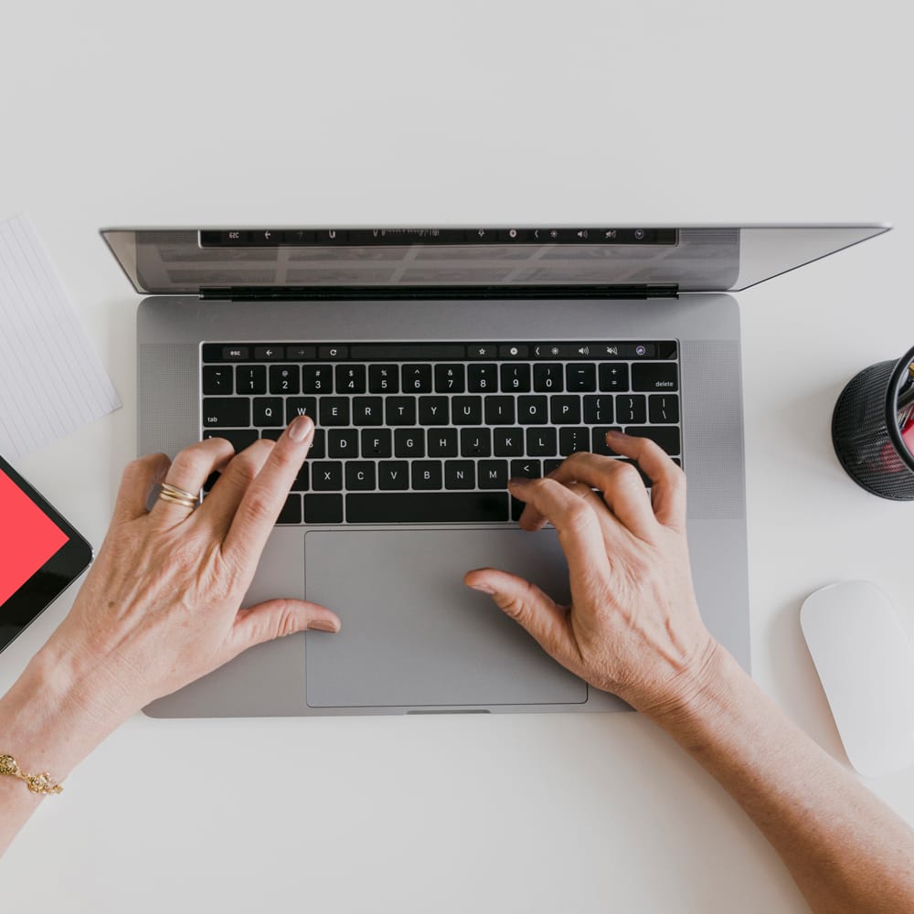 Free Top View Tablet Mockup PSD