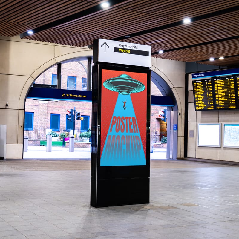 Citylight in London Station Mockup PSD