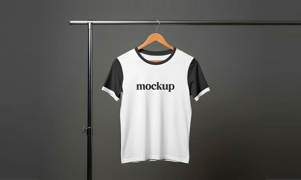 Free Hanging T-Shirt Mockup PSD