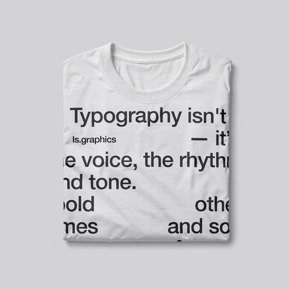 Free Folded T-Shirt Scene Mockup PSD