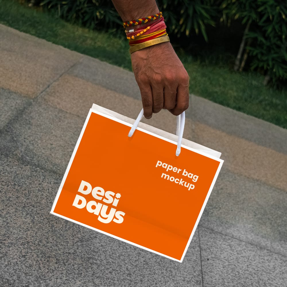 Free Titled Paper Bag Mockup PSD