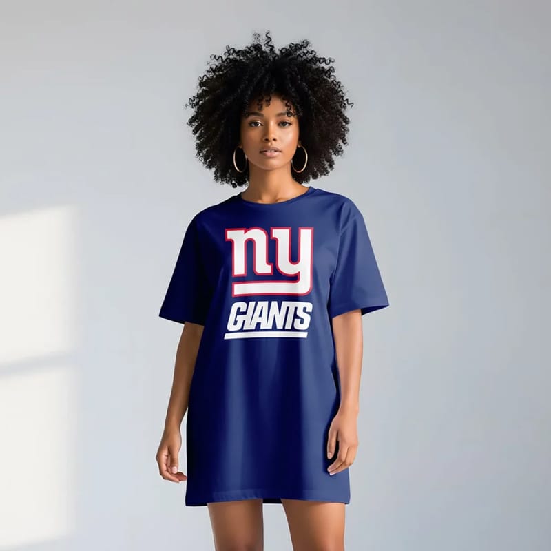 Woman Wearing Oversized T-Shirt Mockup Template PSD