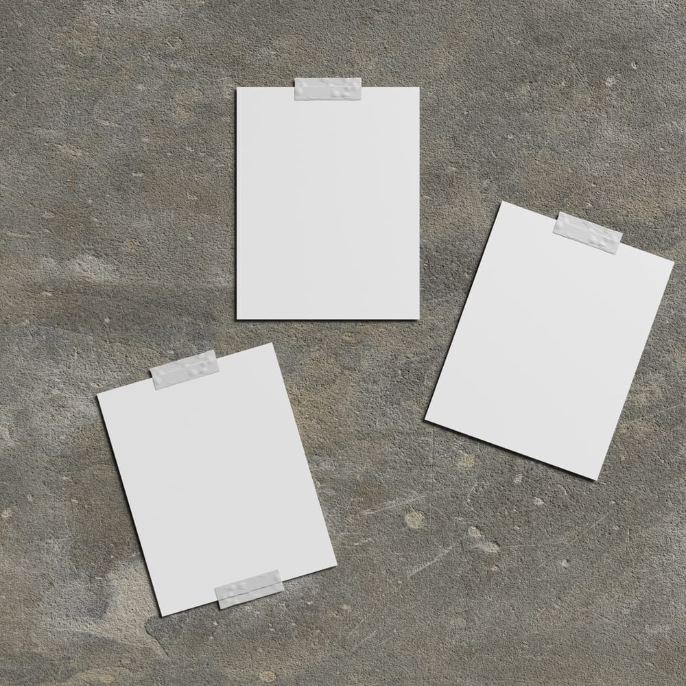 Free Realistic Polaroid Photo Mockup PSD