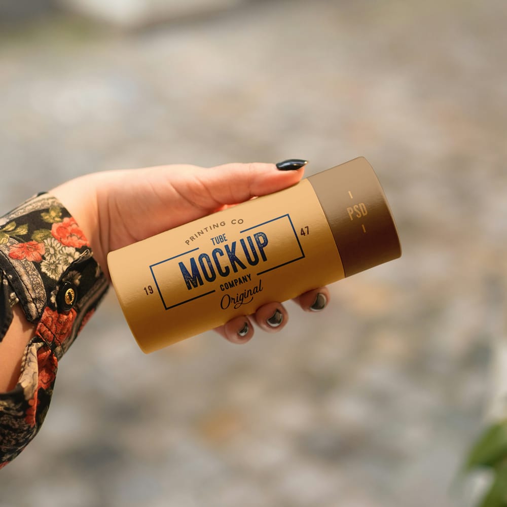 Free Oval Paper Tube Mockup PSD