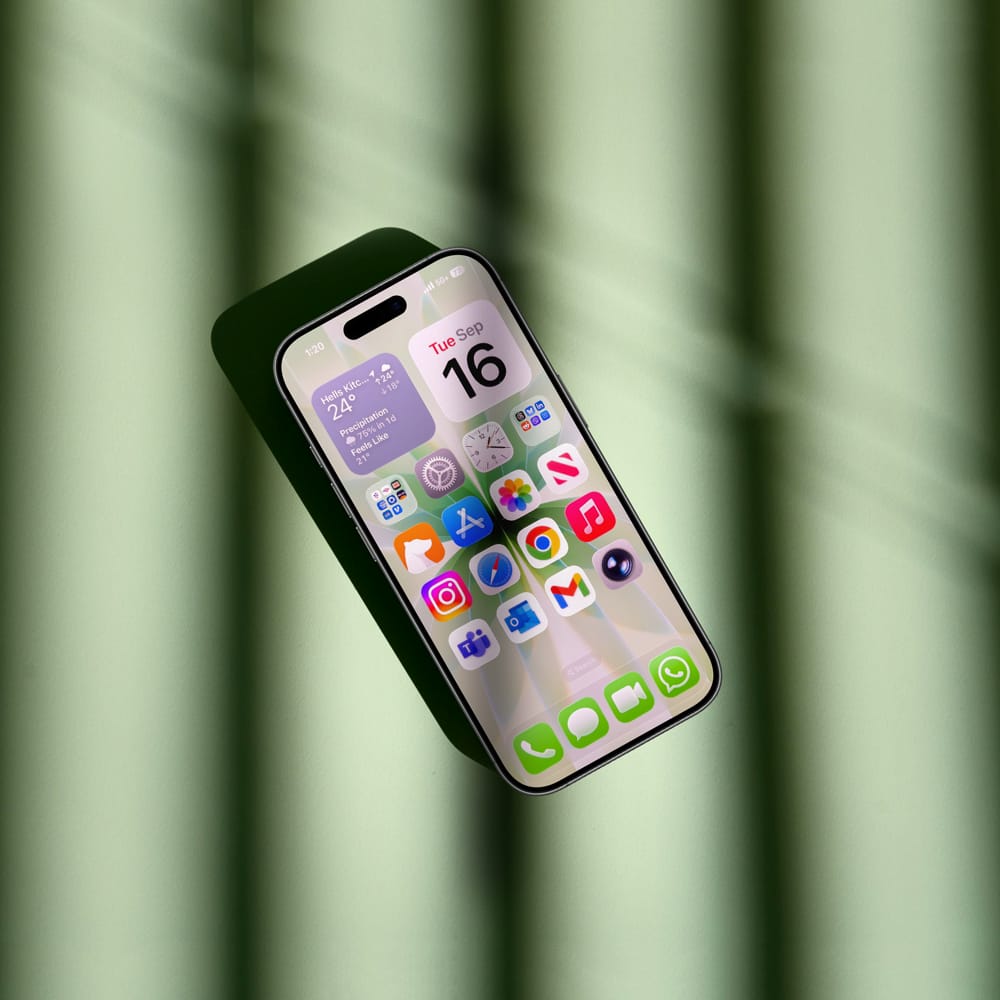 Free Shadow iPhone 17 Pro Mockup PSD