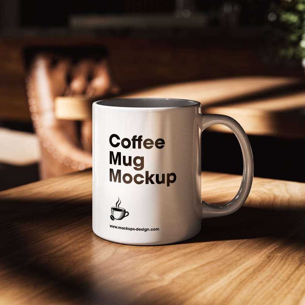 Free Warm Café Mug Mockup PSD