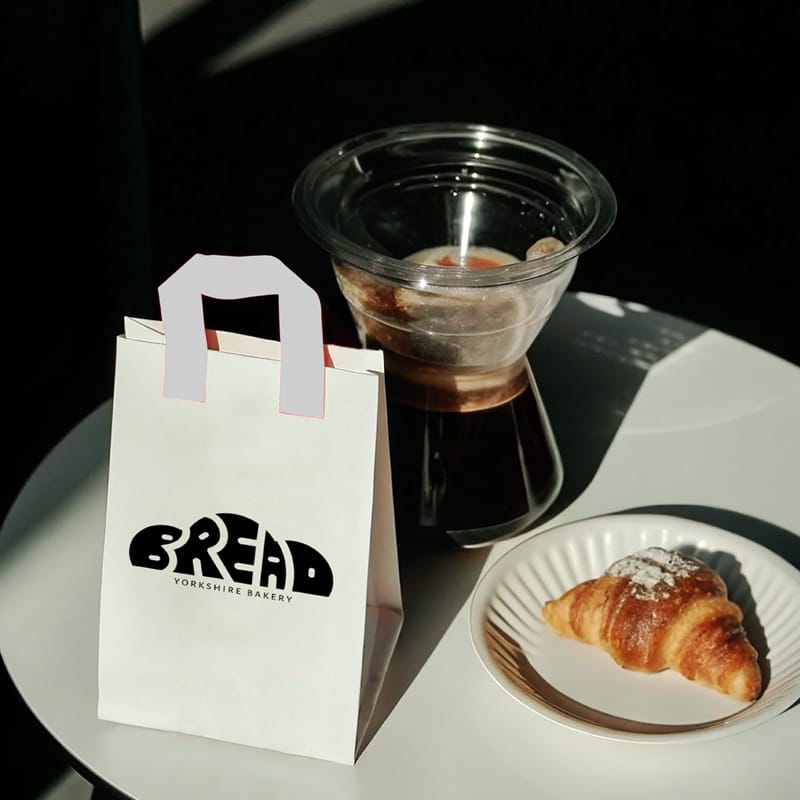 Croissant Mockup PSD