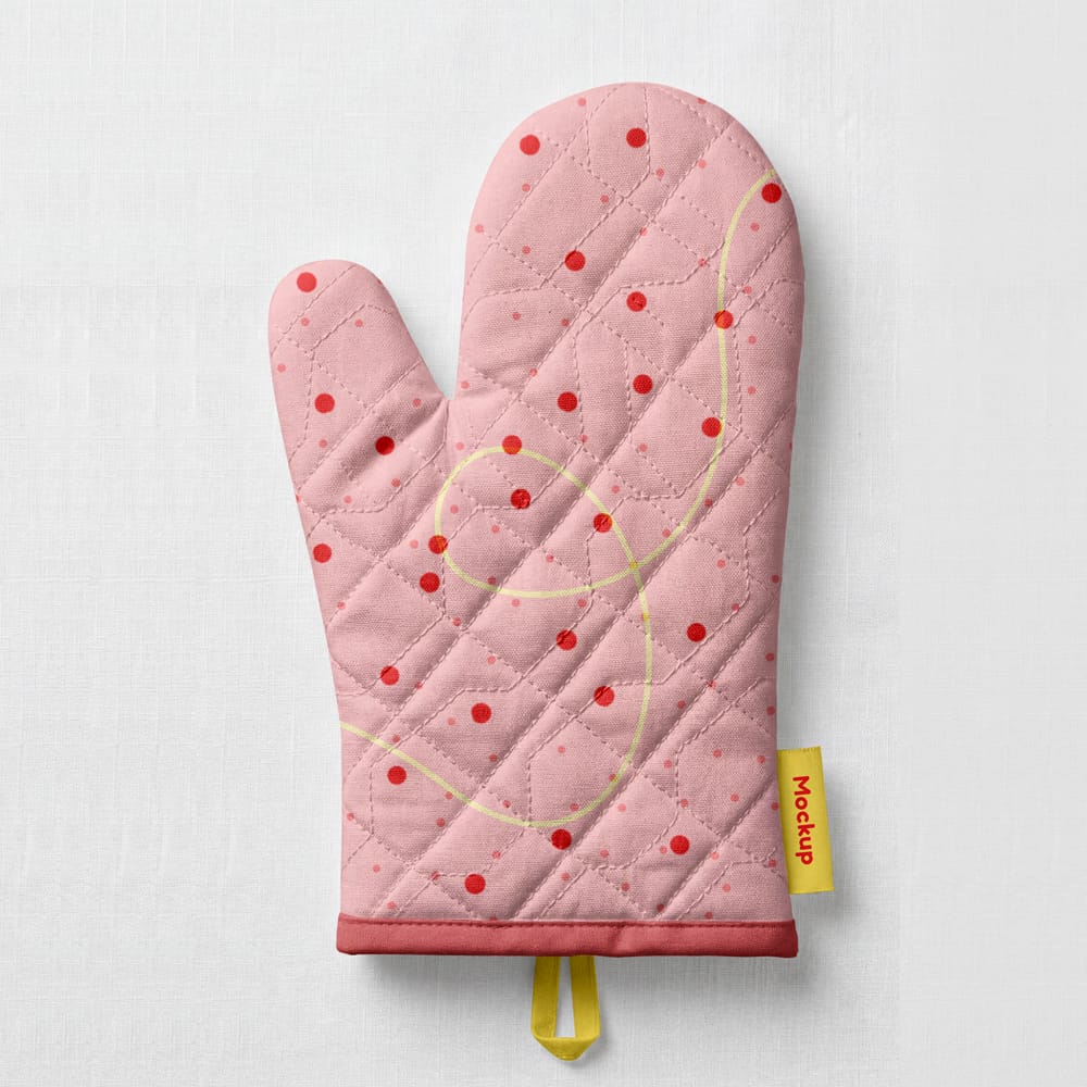 Free Oven Mitt Mockup PSD