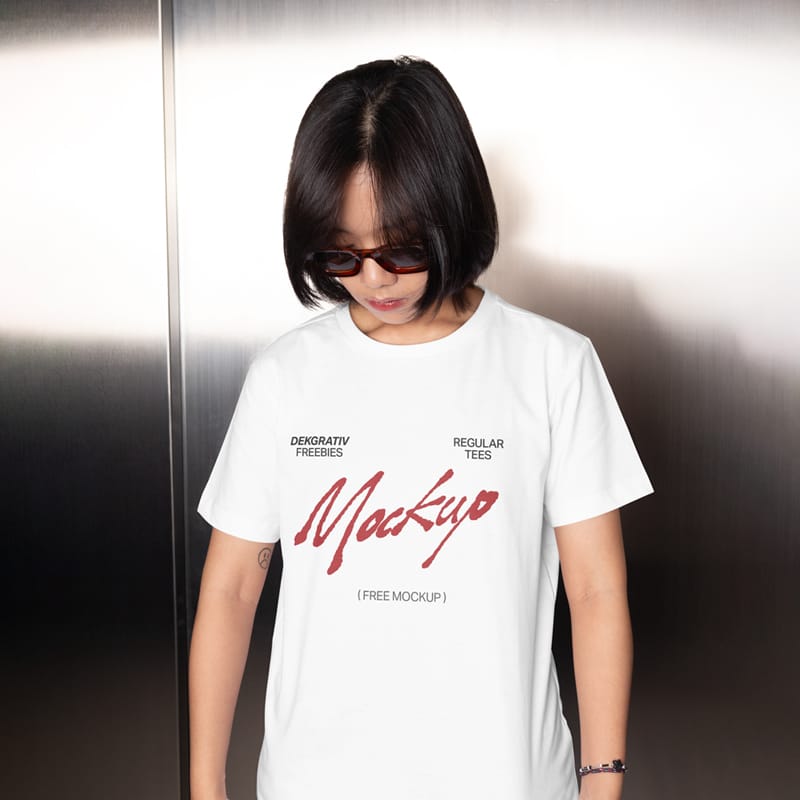 Regular Fit Women's T-Shirt Mockup PSD